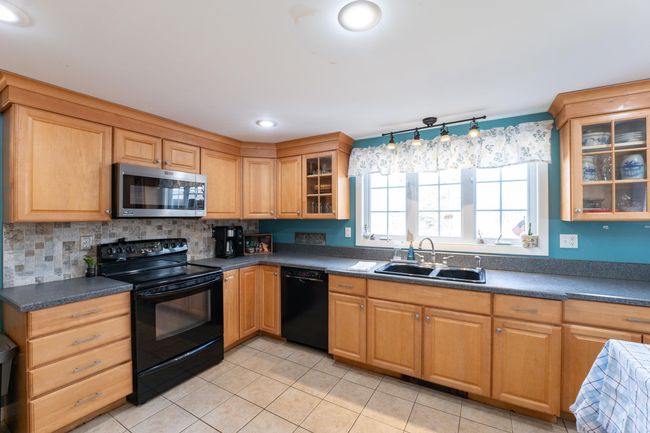 36 Bangor St, House other with 4 bedrooms, 2 bathrooms and null parking in Gorham NH | Image 32