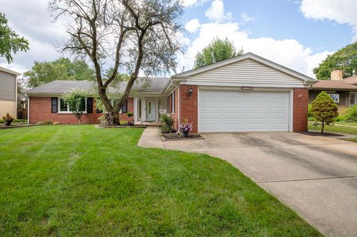 112 N Regency Dr W, Arlington Heights, IL, 60004-6648 | Card Image