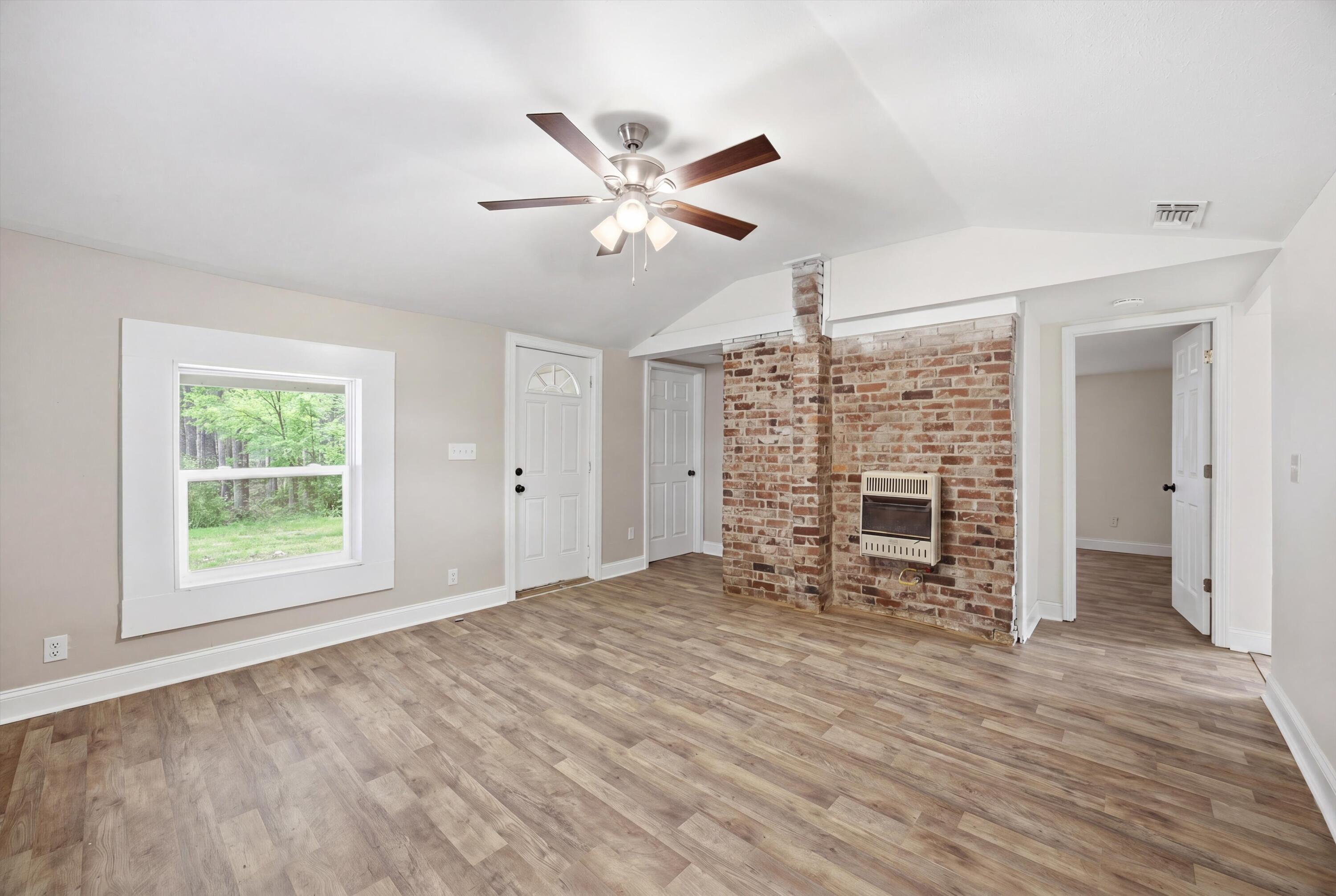 Residential in Whitwell 4