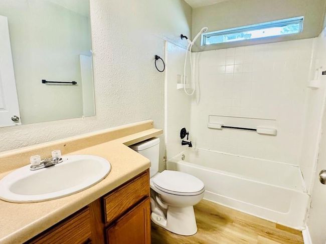 52 E Oldham St, House other with 3 bedrooms, 2 bathrooms and null parking in Wells TX | Image 12