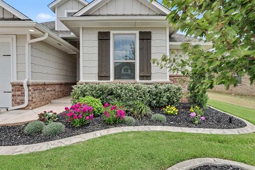 3240 Mangrove Road, Edmond, OK, 73034 | Card Image