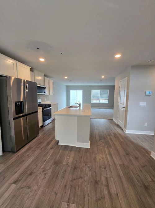 unit-b-12512 Harpers Ct Ne, Blaine, MN, 55449-7468 | Card Image