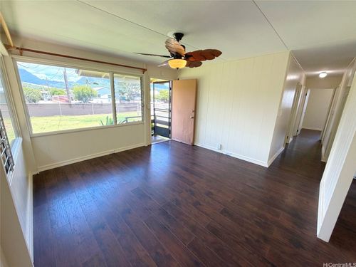 528 Oneawa St, Kailua, HI, 96734-2227 | Card Image
