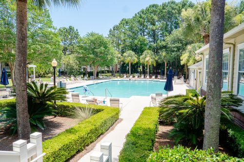 622-1600 Long Grove Dr, Mount Pleasant, SC, 29464-7442 | Card Image