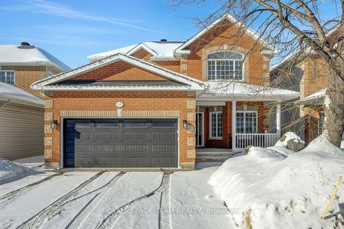 118 Oakfield Cres, Nepean, ON, K2J5H6 | Card Image