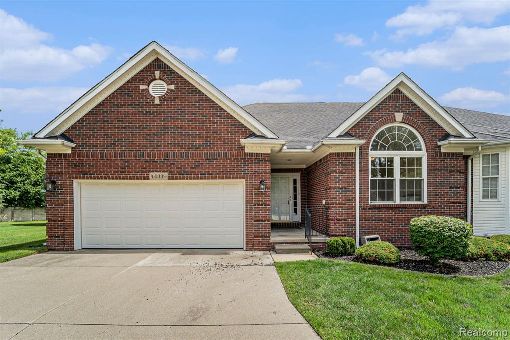 Constellation Dr, Sterling Heights, MI 48314