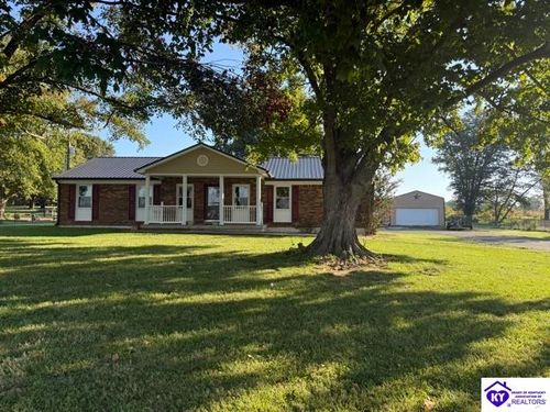 918 E Main St, Cecilia, KY, 42724-9633 | Card Image