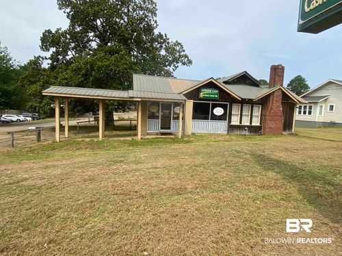 642 S Alabama Ave, Monroeville, AL, 36460-2502 | Card Image