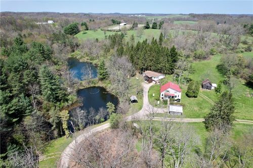 4101 Peace Rd Se, Carrollton, OH, 44615-9612 | Card Image