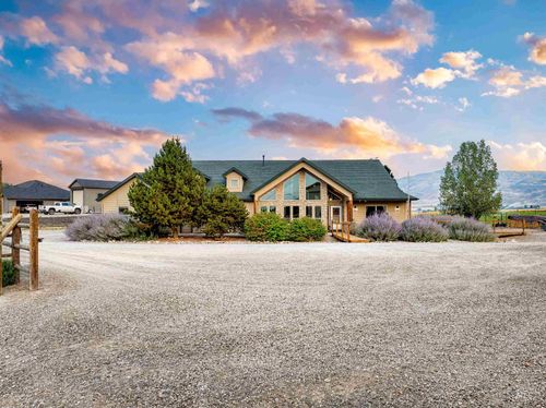 9225 N Highway 52, Horseshoe Bend, ID, 83629-5008 | Card Image