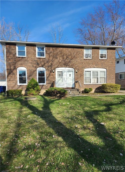 114 E Summerset Ln, Amherst, NY, 14228-1611 | Card Image