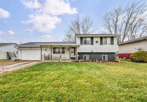 4124 Leavitt Rd, Lorain, OH, 44053-2367 | Card Image