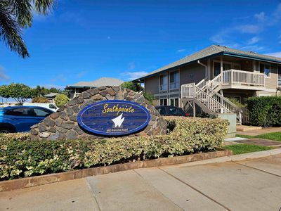 5-206 - 480 Kenolio Rd, Condo with 2 bedrooms, 1 bathrooms and null parking in Kihei HI | Image 1