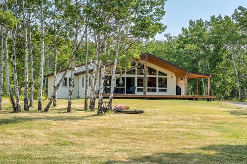 208012 370 Avenue W, Rural Foothills County, AB, T0L2A0 | Card Image
