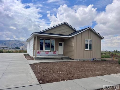 1073 Alpine Ave, Chubbuck, ID, 83202-1053 | Card Image