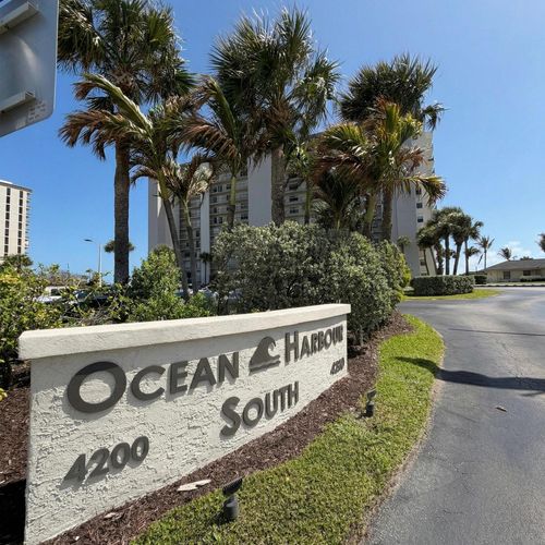 805-4250 N Highway A1a, HUTCHINSON ISLAND, FL, 34949-8369 | Card Image