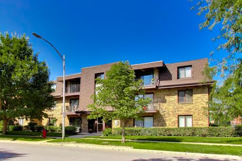 3nw-10820 Kilpatrick Ave, Oak Lawn, IL, 60453-5457 | Card Image