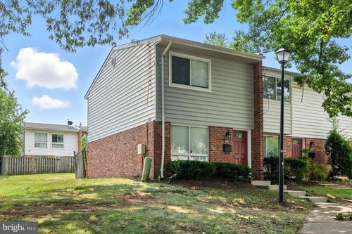 2201 Chamblee Pl, HERNDON, VA, 20170-4310 | Card Image