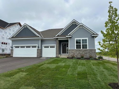 1904 Sparrow Dr, Shakopee, MN, 55379-5529 | Card Image