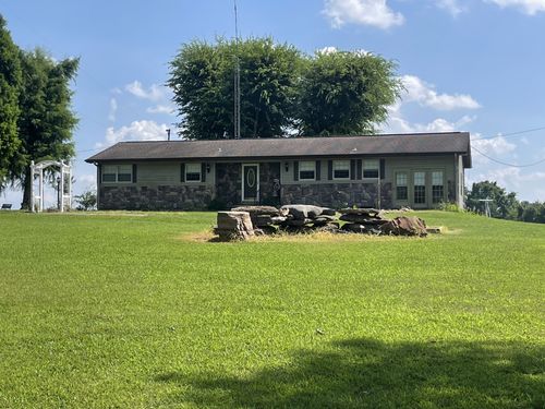 3855 Sulphur Creek Rd, Big Sandy, TN, 38221-4349 | Card Image