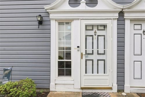 292 Ferdinand Cir, Virginia Beach, VA, 23462-3863 | Card Image