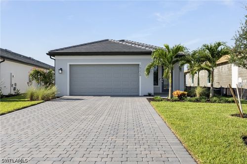 19226 Hinkley Dr, Estero, FL, 33928-2761 | Card Image