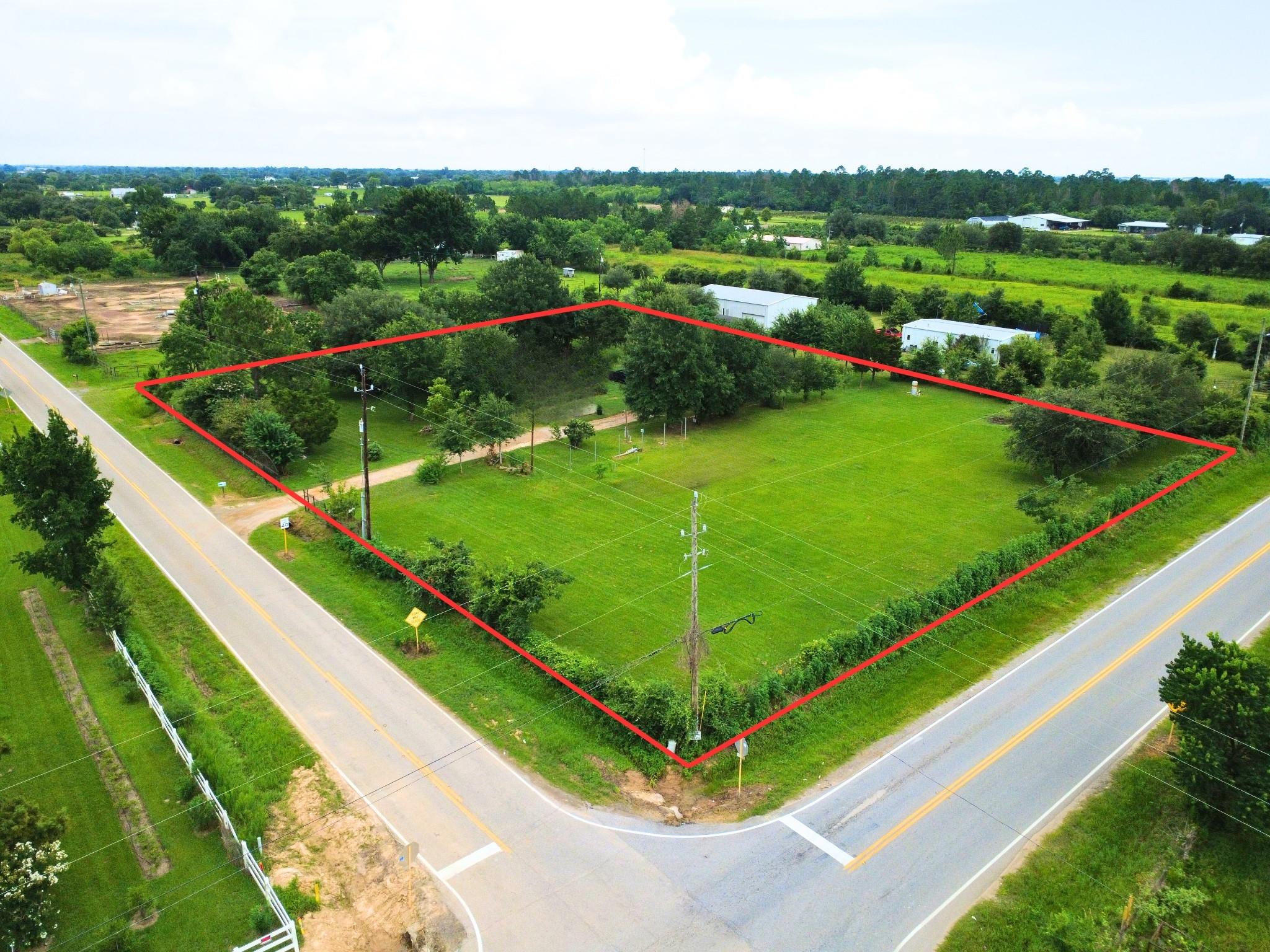 Land in Waller 4