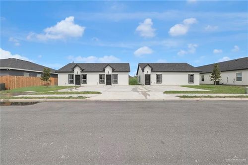 905 Crestview St, Weslaco, TX, 78596 | Card Image
