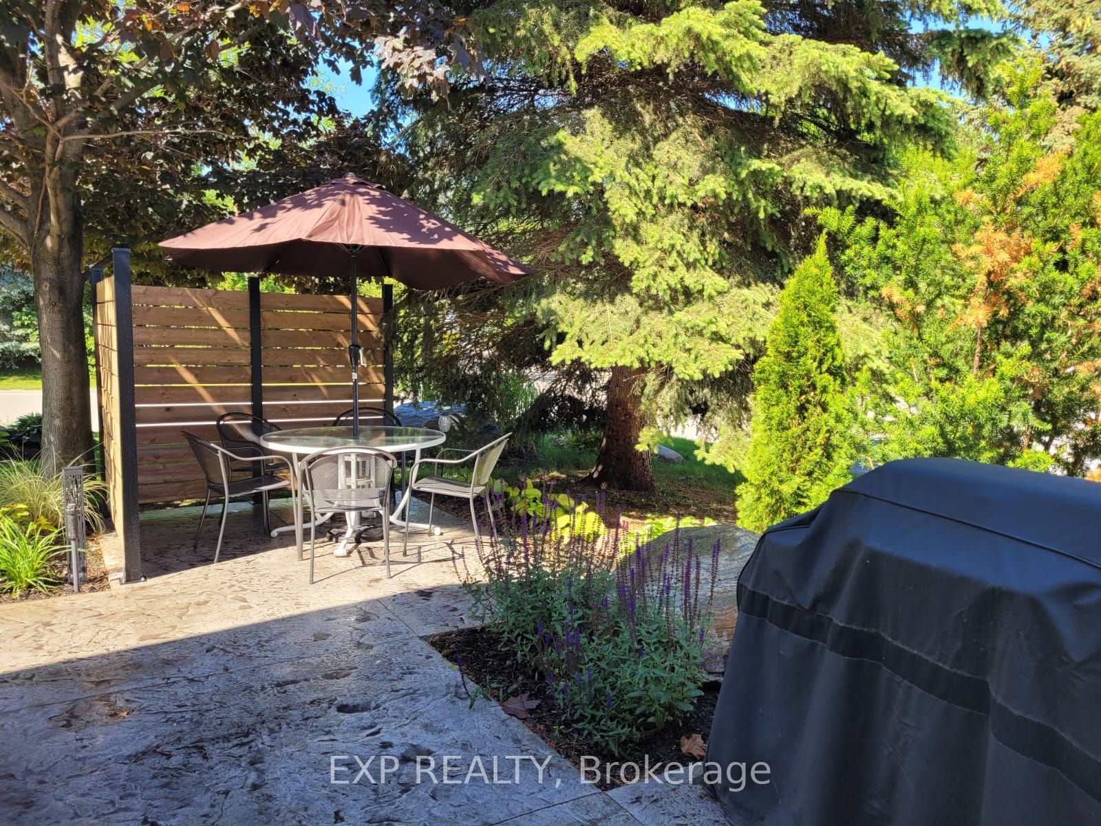 Residential Lease in Collingwood 4