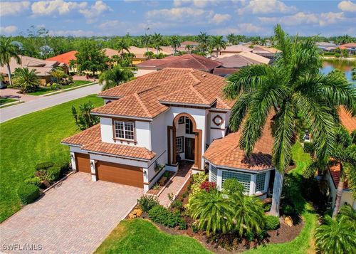 19261 La Serena Dr, ESTERO, FL, 33967-0526 | Card Image
