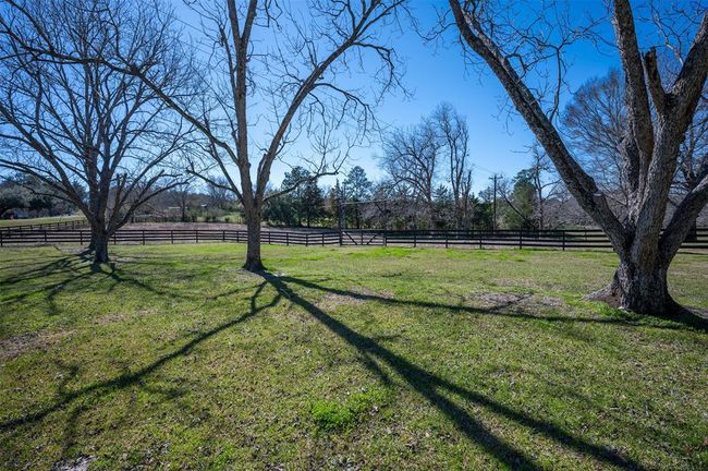 228 Camden Rd, Home with 3 bedrooms, 3 bathrooms and 1 parking in Chester TX | Image 5