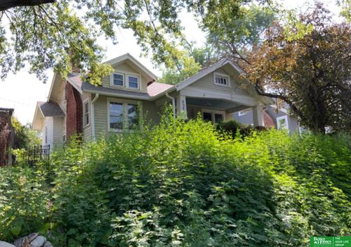 829 S 60th St, Omaha, NE, 68106-1215 | Card Image