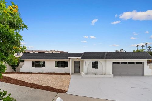 4999 Macario Dr, Oceanside, CA, 92057-4302 | Card Image