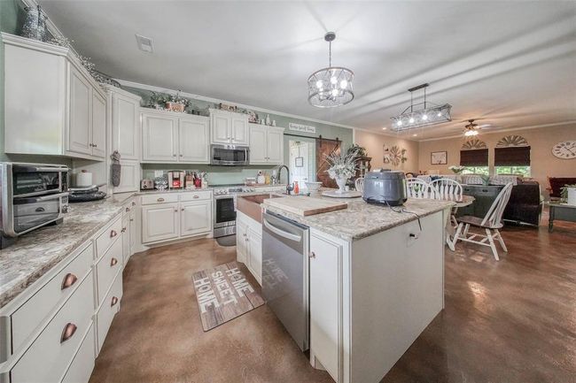14901 State Route Ff, House other with 4 bedrooms, 3 bathrooms and 4 parking in Edgar Springs MO | Image 13