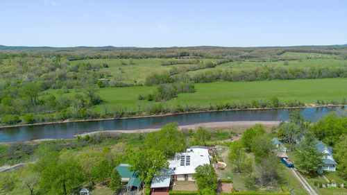 227 Harding Blvd, Cotter, AR, 72626-9601 | Card Image