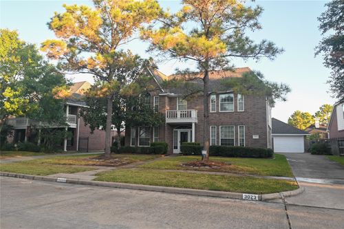 3023 Hidden Mist Ct, Pearland, TX, 77584-7940 | Card Image