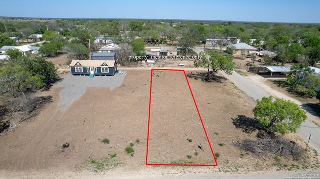 808 Austin St, Home with 0 bedrooms, 0 bathrooms and null parking in Sabinal TX | Image 20