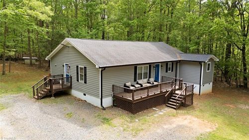 3200 Seven Springs Road, Hillsborough, NC, 27278 | Card Image