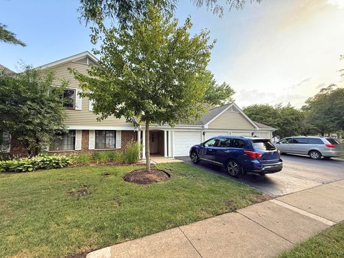 c7-941 Yosemite Trl, Roselle, IL, 60172-1278 | Card Image
