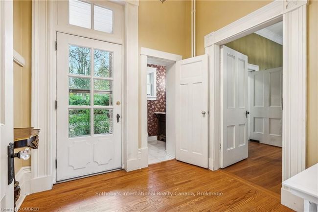 30 South St W, House other with 6 bedrooms, 4 bathrooms and 7 parking in Dundas ON | Image 23