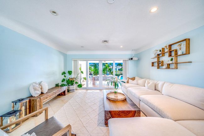 4010 Ne 25 Th Ave, House other with 3 bedrooms, 3 bathrooms and null parking in Lighthouse Point FL | Image 5