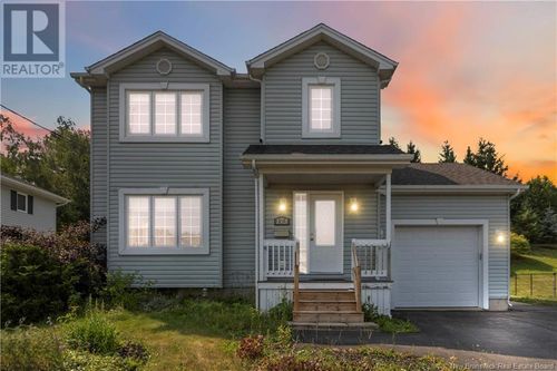 173 Rue Frederic, Dieppe, NB, E1A7G8 | Card Image