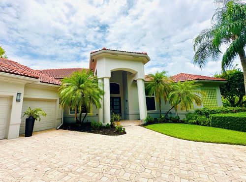 833 Forest Glen Ln, Wellington, FL, 33414-6329 | Card Image