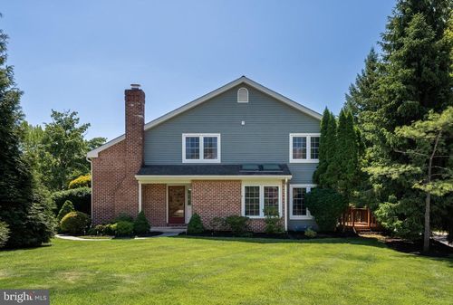 79 Abrams Ln, CHESTERBROOK, PA, 19087-5704 | Card Image