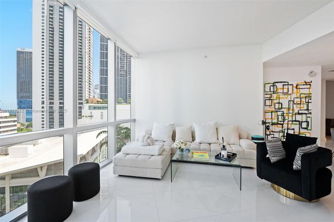 UNIT-909 - 851 Ne 1 St Ave, Condo with 3 bedrooms, 3 bathrooms and null parking in Miami FL | Image 34