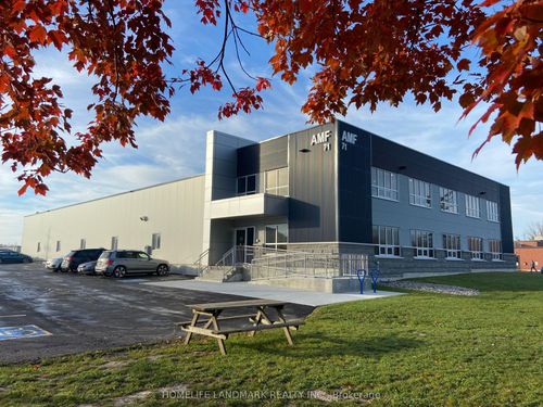 71 Proctor Rd, Schomberg, ON, L0G1T0 | Card Image