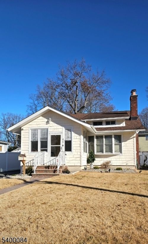 421 Lincoln Ave, Pompton Lakes, NJ, 07442-1304 | Card Image