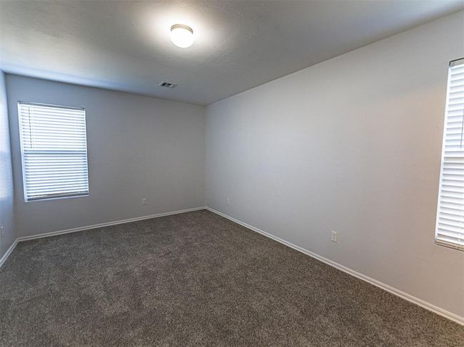 10831 Ne 8 Th Ter, House other with 3 bedrooms, 2 bathrooms and null parking in Midwest City OK | Image 11