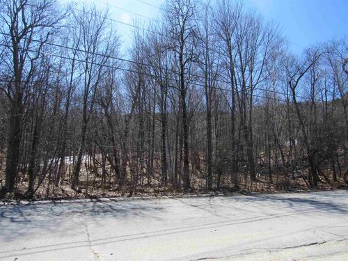 21 Promenade St, Gorham, NH, 03581-1608 | Card Image