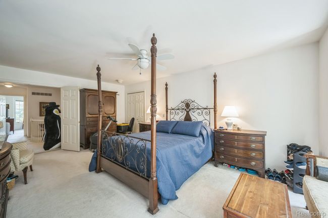 31_38049_Lantern_Hill_Ct_Farmington_Hills_MI_48331_USA-Bedroom-194376_SEP-14.jpg | Image 30